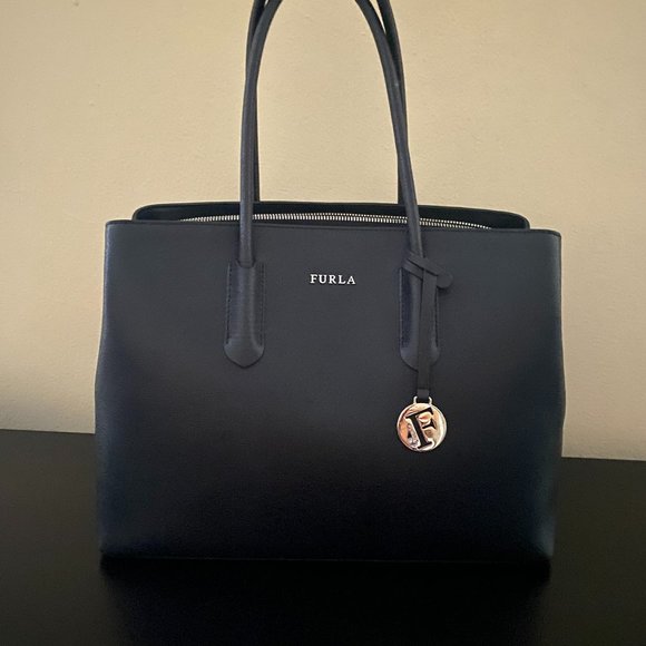 "Furla"  Women's Leather Tote Bag in Black - Picture 2 of 7
